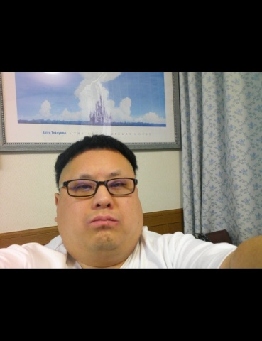 大川内優リビングにて